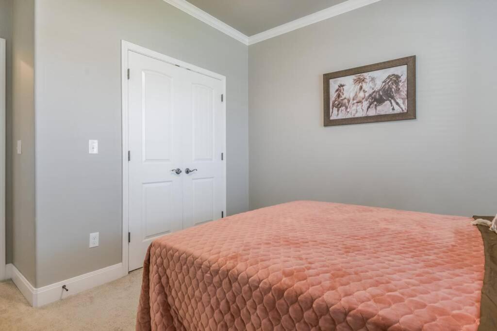 Cheerful 3 Bedroom Home, King Bed, 10 Min From Palo Duro Canyon, Fireplace, Washer Dryer Kültér fotó